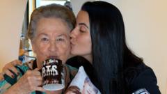As fãs de BTS que conheceram o grupo depois dos 60 anos: 'Morri de vergonha, mas fui'